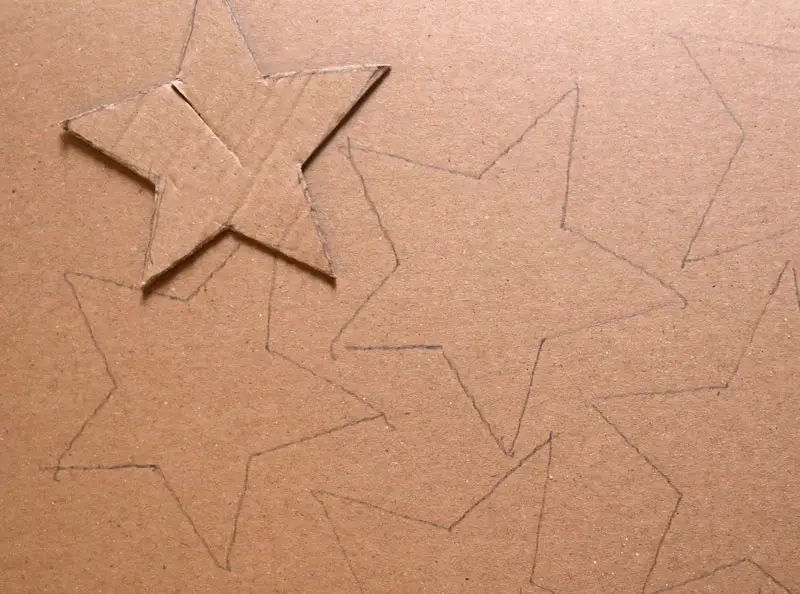 étoiles en carton pour faire une étoile en 3D