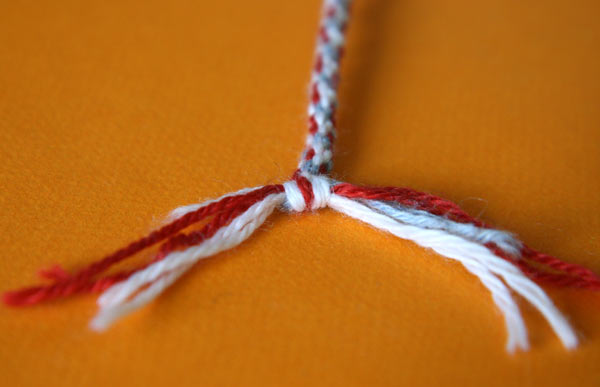 bracelet-tricot-noeud-fin-2