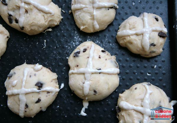 hot-cross-buns-croix