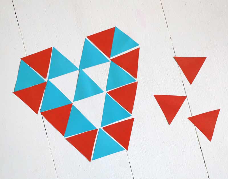 coeur avec des triangles